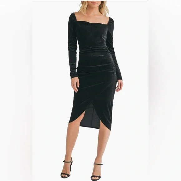 Lush | Dresses | Nwt Lush Long Sleeve Velvet Midi Dress Black Small |  Poshmark